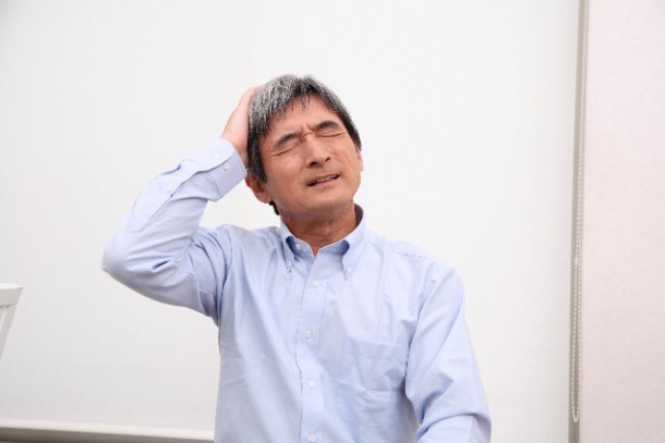 税理士へ質問すると、本を見ながら回答する。この税理士大丈夫？