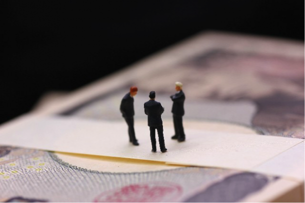 税理士への依頼料。料金相場、適正価格は結局いくら？